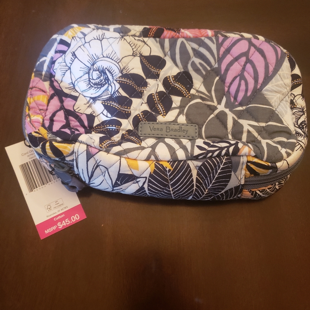 Vera Bradley Quilted Leaf Pattern Pouch in Gray and White
